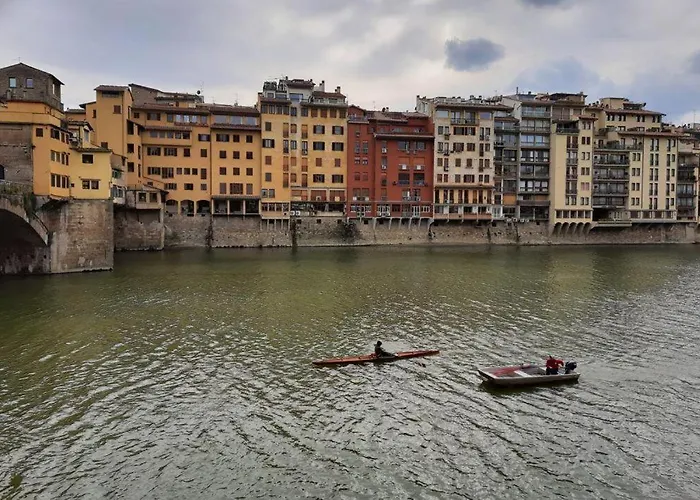 The Secret Window On The River Arno Florencie